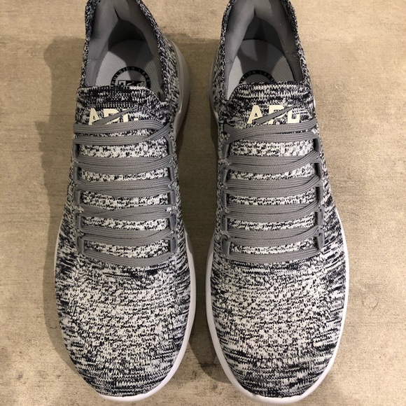 APL Shoes - NWOT APL Techloom Breeze